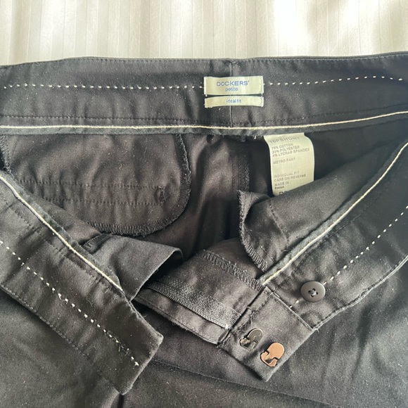 Black Dockers - Picture 5 of 8